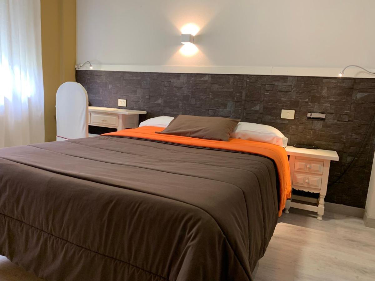 Hotel Los Olmos Lugo Dış mekan fotoğraf